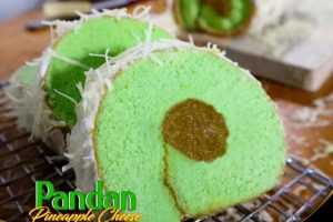 Cake Pandan Pineapple Cheese